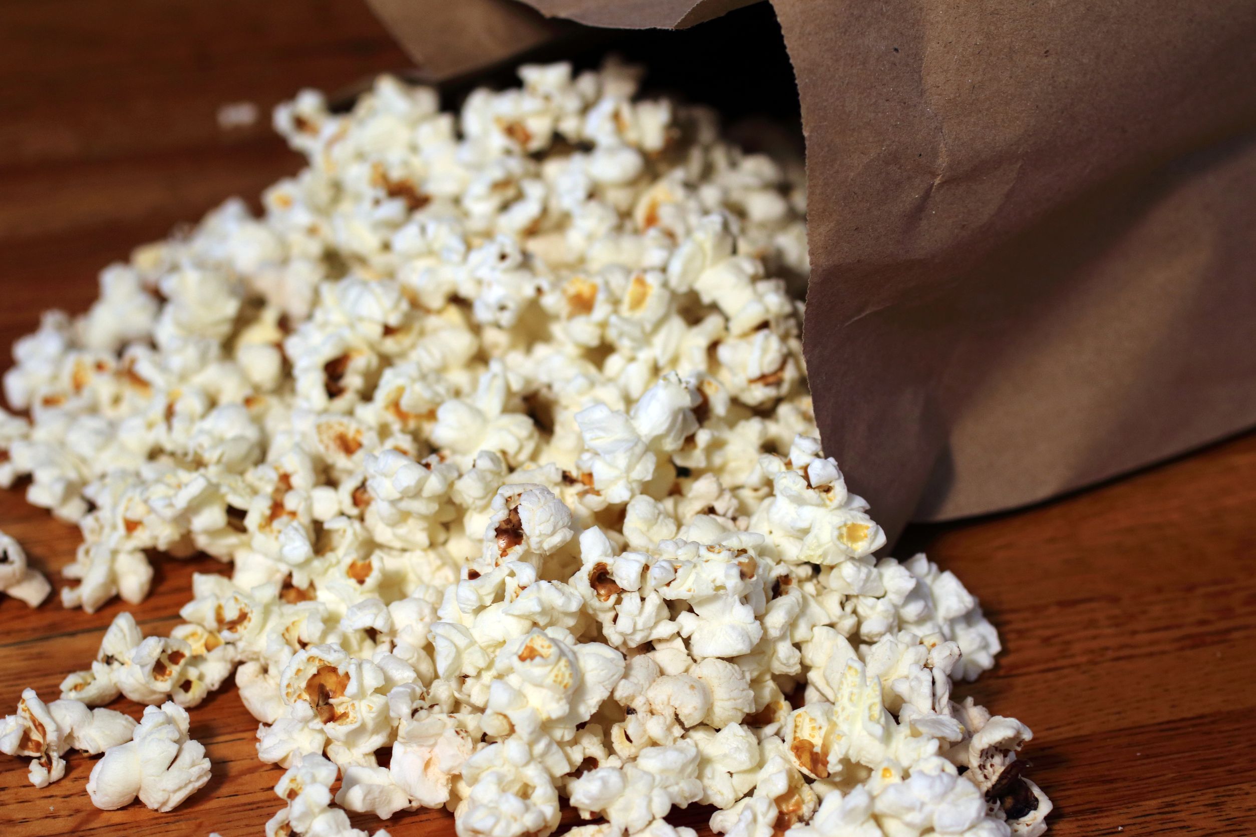snacks-for-movie-night-at-work